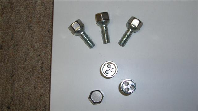 SL555923 (Small).JPG