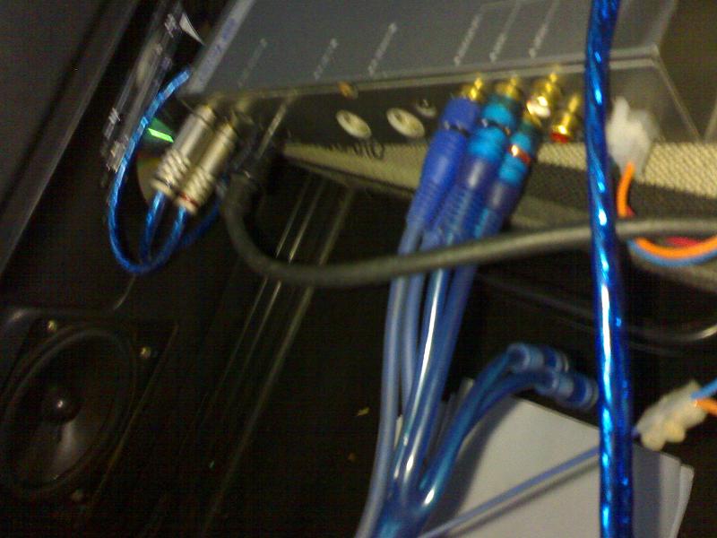 24112007167 web.JPG