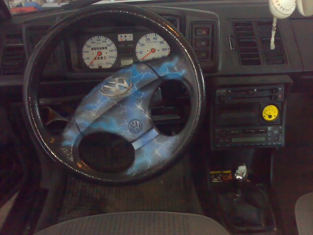 mini-20042008624.jpg
