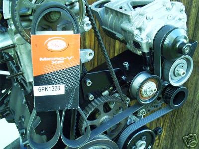 Eaton Kompressor an VW 8V 2.jpg