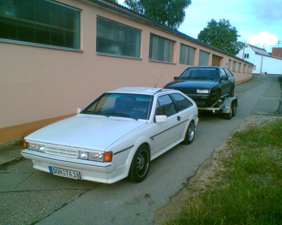 Scirocco mit Hänger.jpg