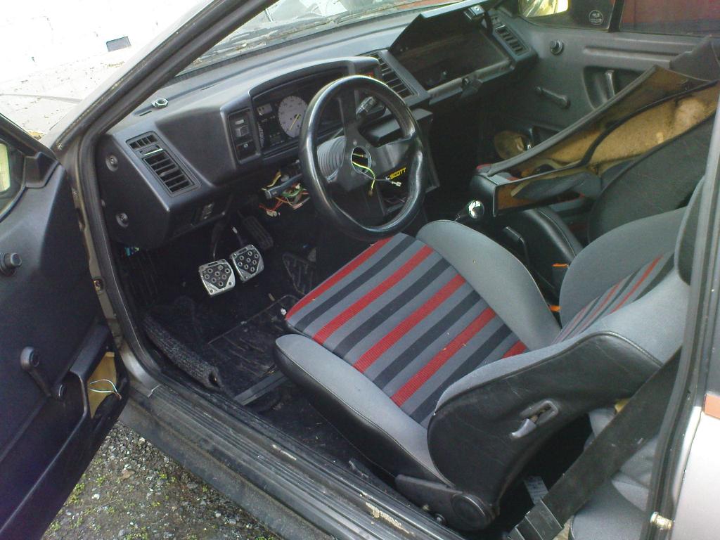 Fahrerseite-offen.jpg
