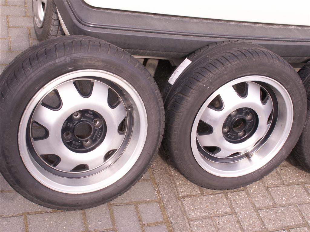 PICT0589 (Large).JPG