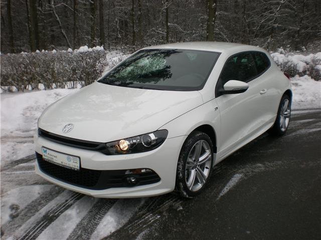 Scirocco_R-Line Exteriuer_weiÃ?_seitlich.JPG